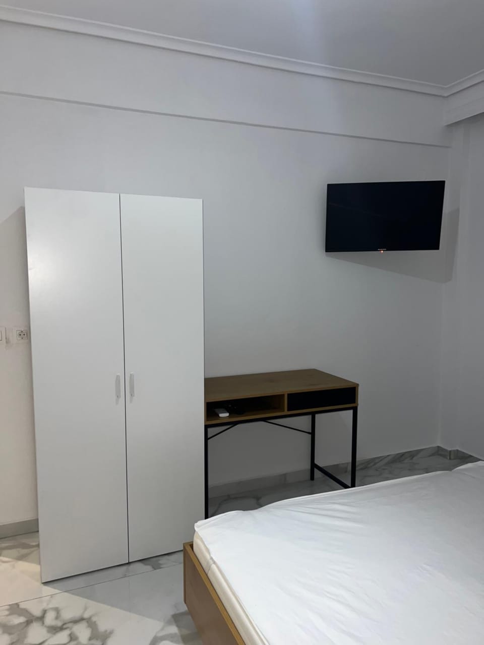TV and multimedia, Bedroom, wardrobe