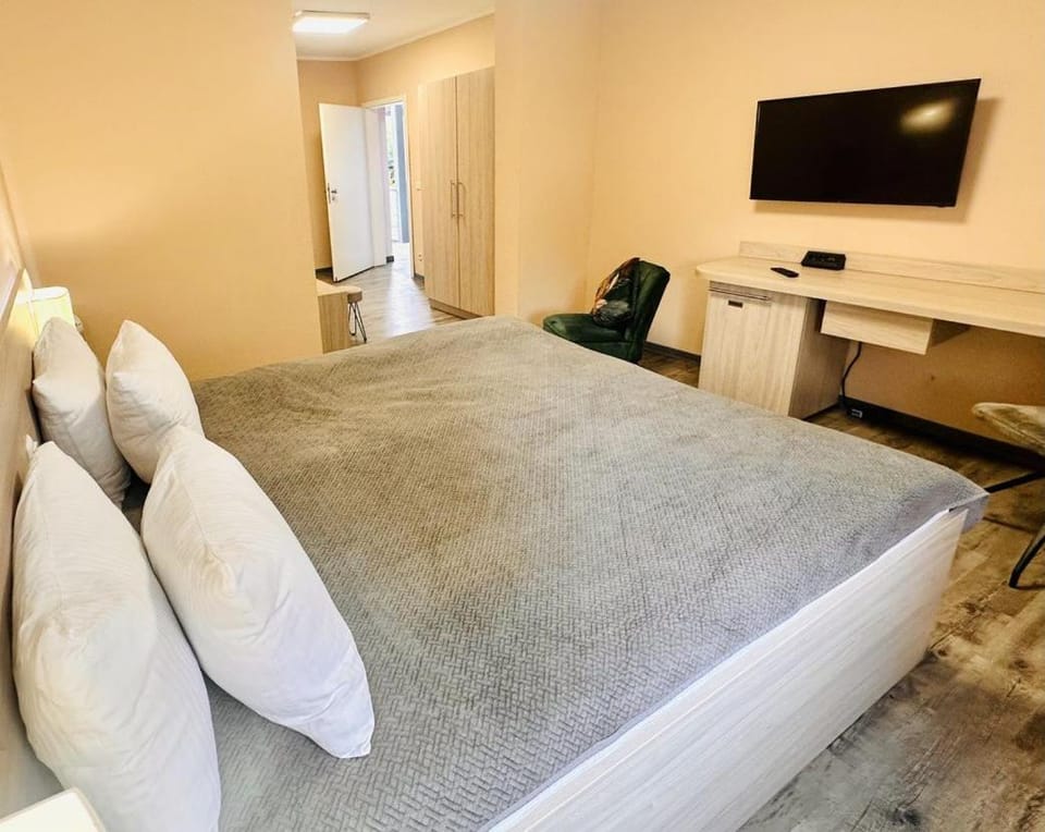 Le Petit - Ihre Pension in Essen Bed and Breakfast in Gelsenkirchen
