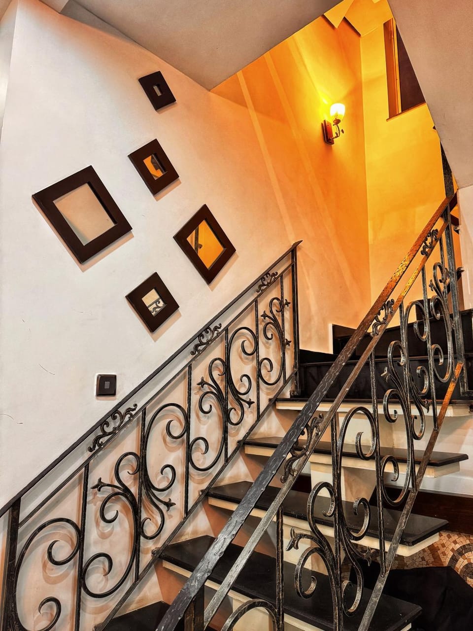 Luxury 6 Bedroom Family Retreat Dual Villas One Exclusive Stay Villa in Lahore