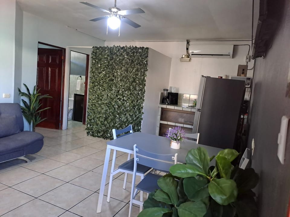 Quepos Explorers Hub Spacious Apartment Apartment in Quepos