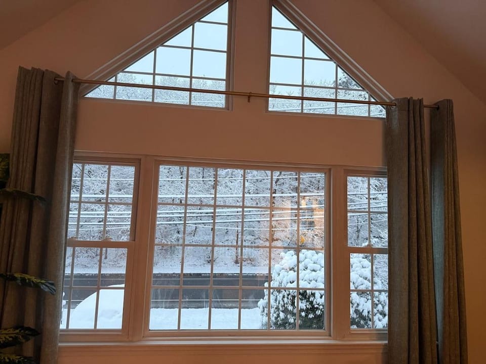 GorgeousWestwood Apartment in Norwood