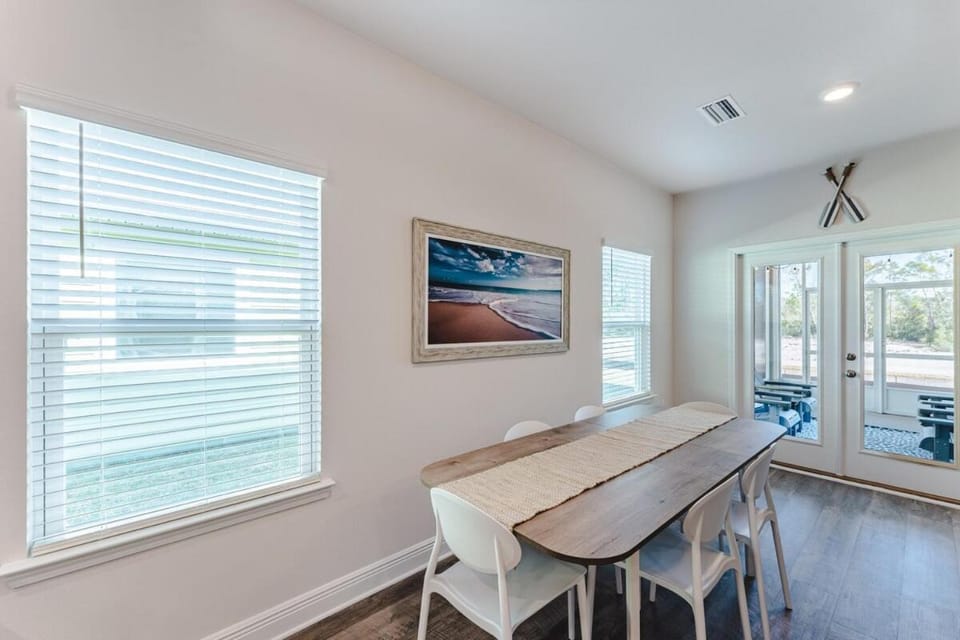 Sandy Blue Full Beach House House in Florida