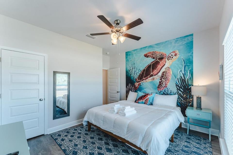Sandy Blue Full Beach House House in Florida