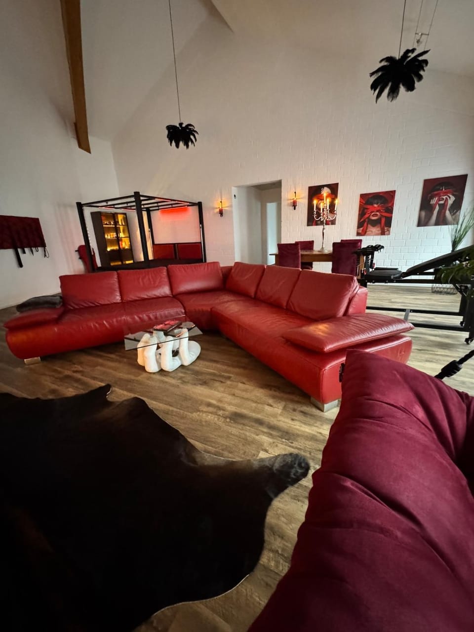 Living room, Seating area