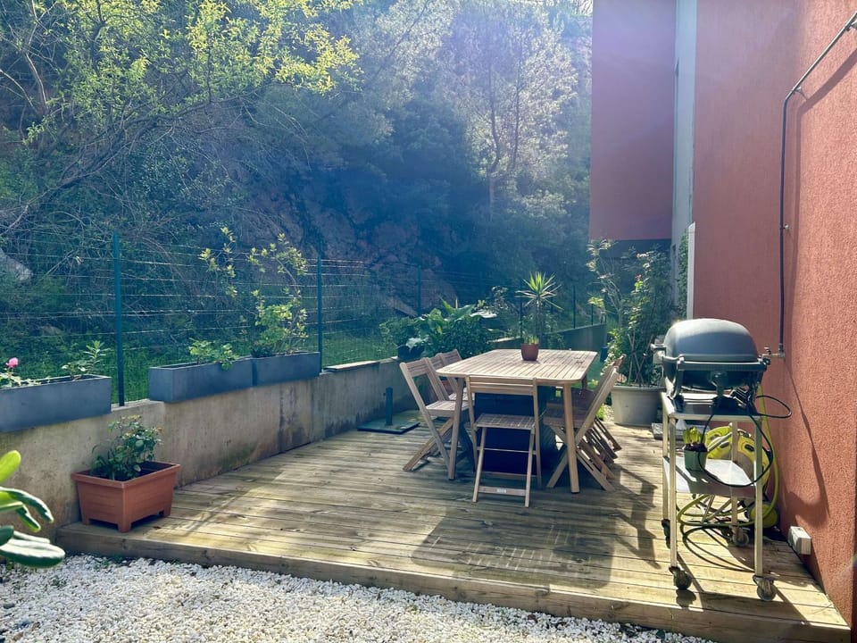 Appartement moderne avec parking et wifi - FR-1-553-335 Apartment in Balaruc-les-Bains