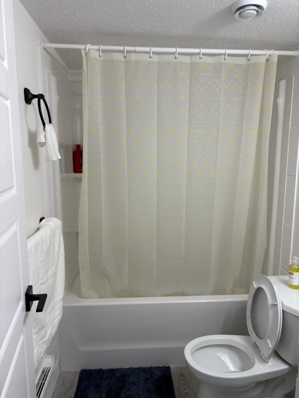 Cozy Basement Suite Apartment in Regina