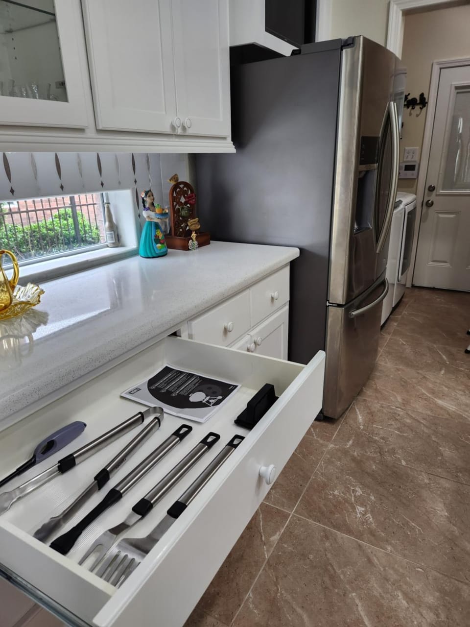 Kitchen or kitchenette, kitchen, kitchen