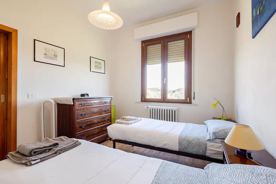 Siena 15 min Historic Centre free parking Apartment in Siena
