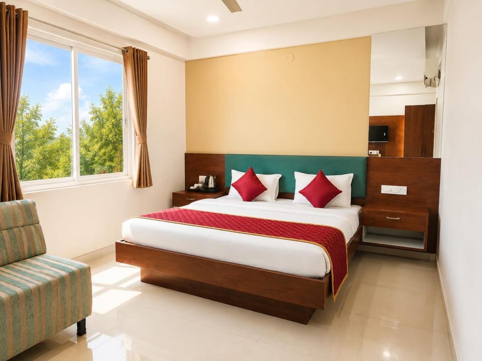 Bed, TV and multimedia, Photo of the whole room, Bedroom, air conditioner