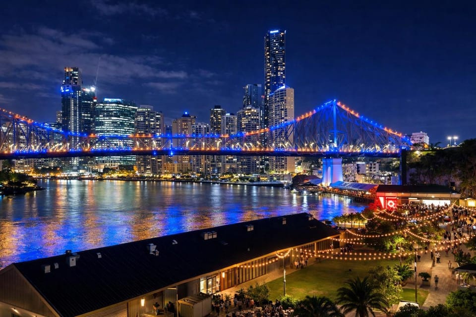 Nearby landmark, Night, City view