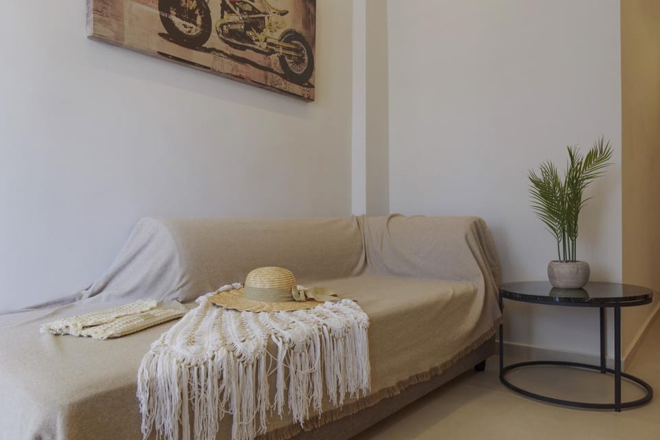 Lyvoa Modern Living by the sea Apartment in Rethymno
