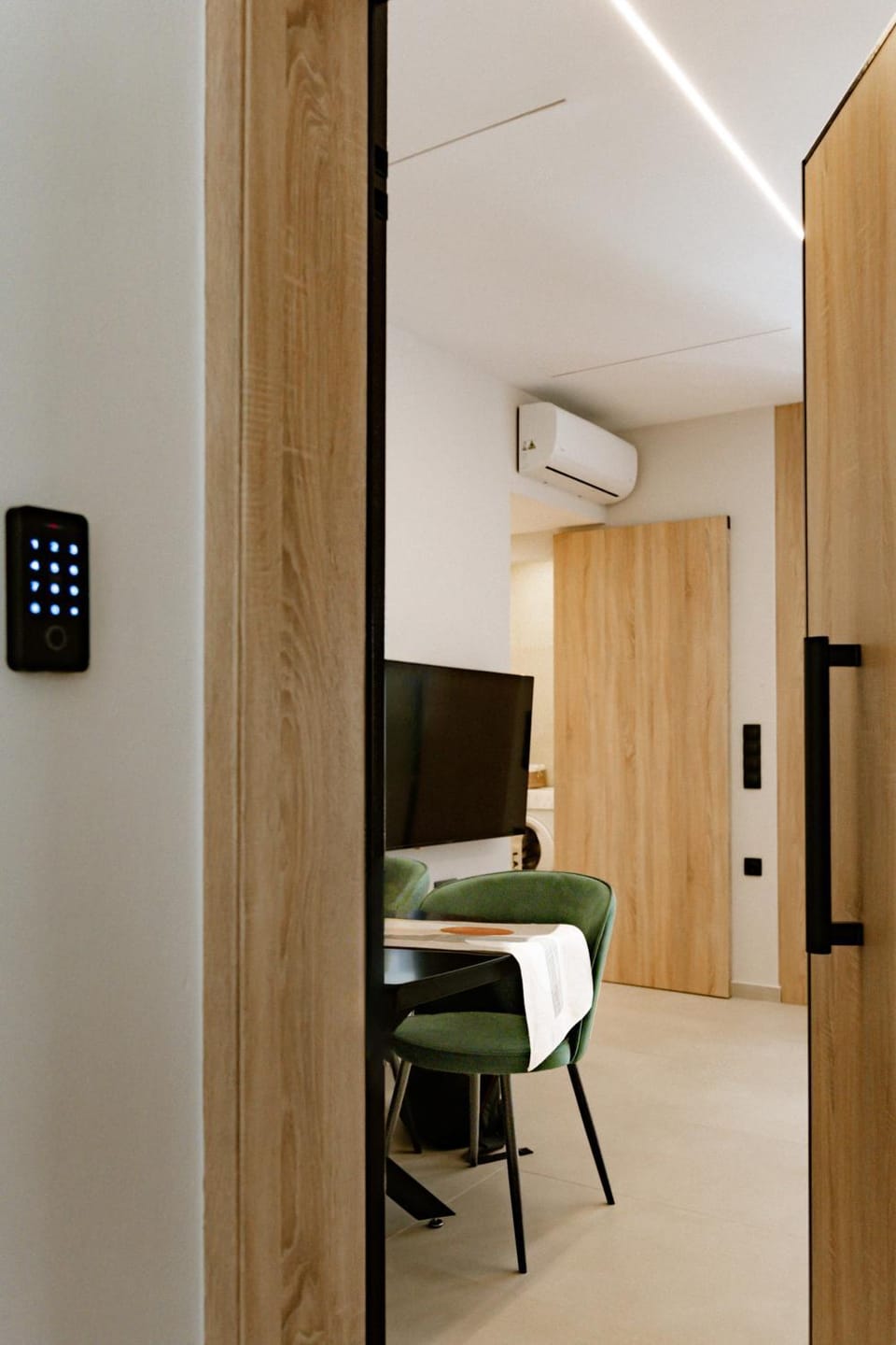 Lyvoa Modern Living by the sea Apartment in Rethymno