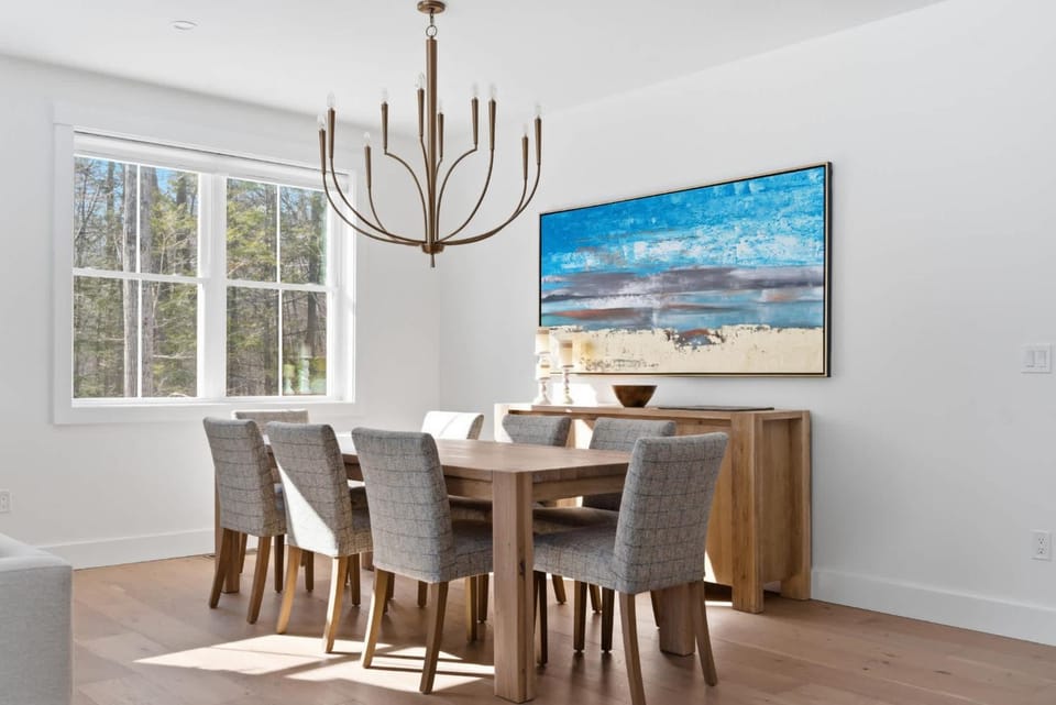 Van Duyne North Airy Escape House in Ogunquit
