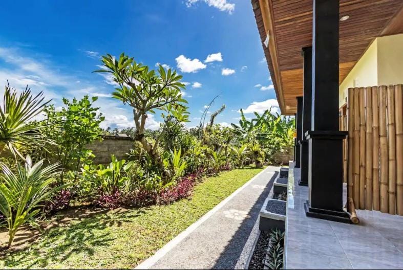 Sari Uma Guest House Bed and Breakfast in Ubud