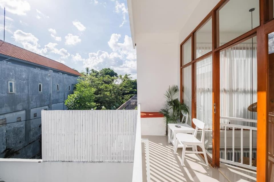 Villa OG Cruz Villa in North Kuta