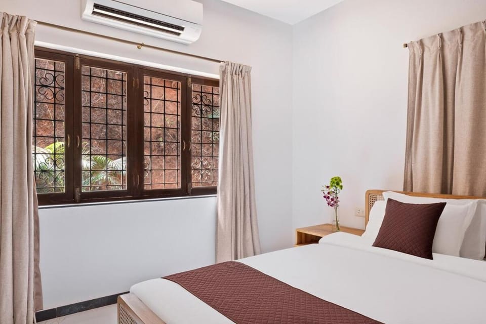Casa Gulmohar 7BHK by Hottley Villa in Goa, India
