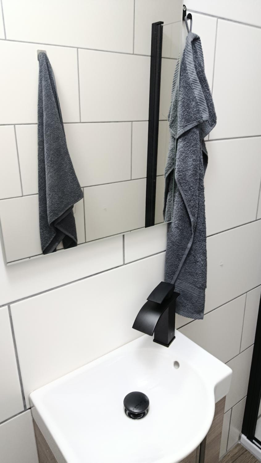Bathroom, towels