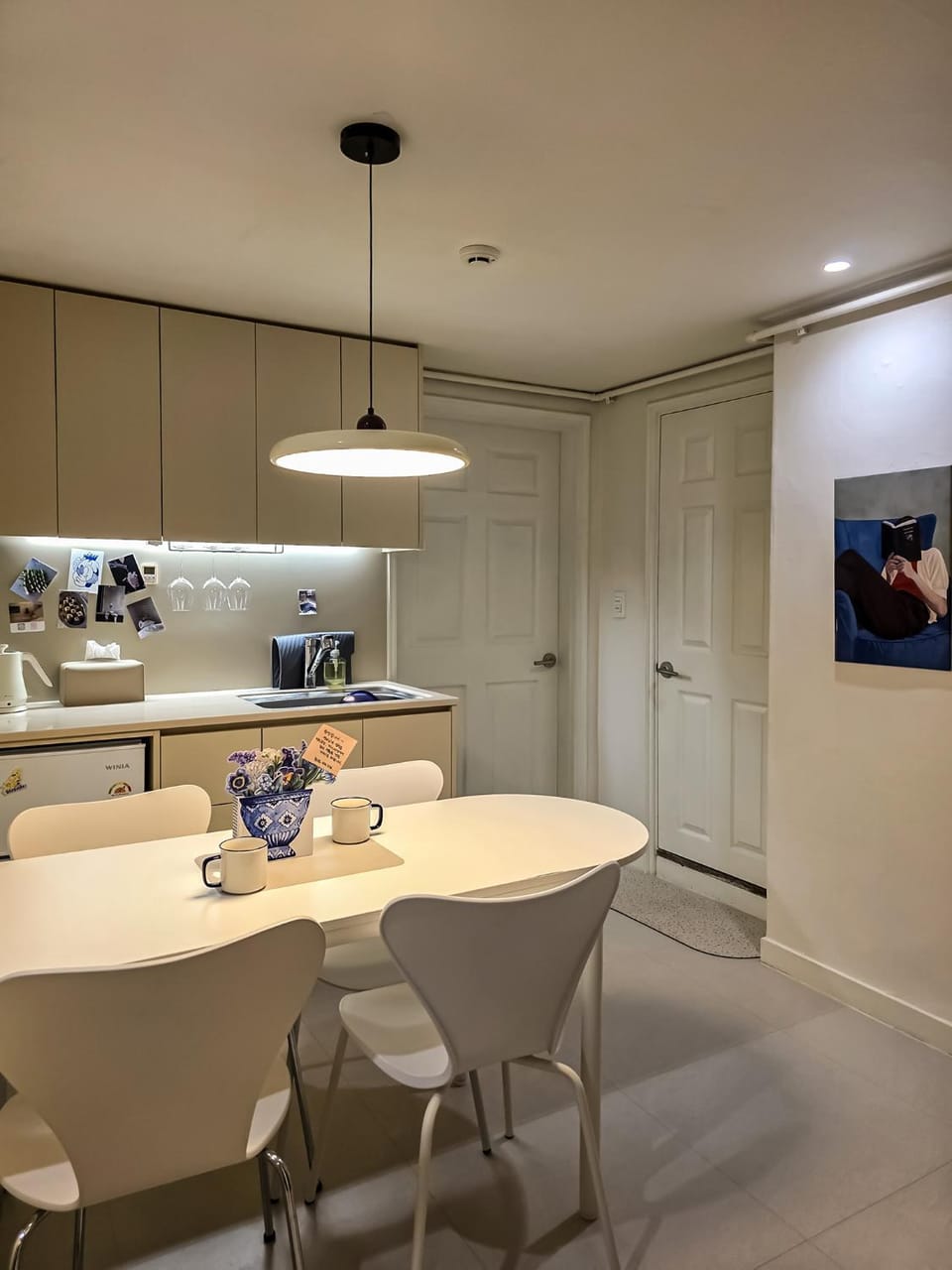 Living room, Dining area