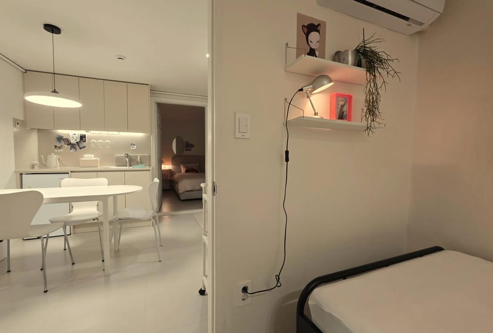 Bedroom, Area and facilities