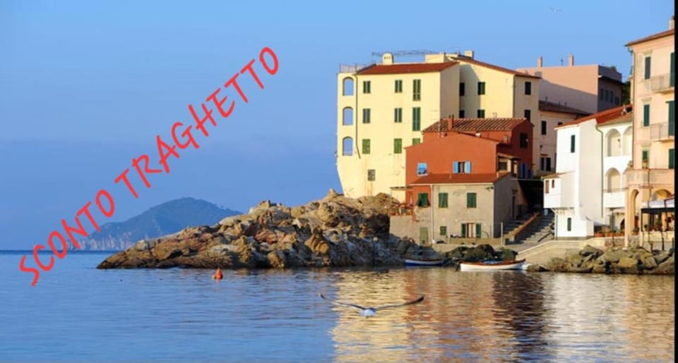 Blue Living -Archi di Mare Apartment in Marciana Marina