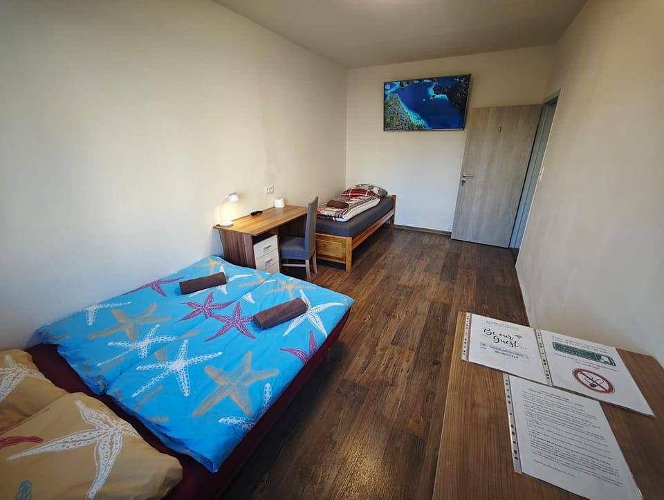 Photo of the whole room, Seating area, Bedroom, heating, internet, internet, towels
