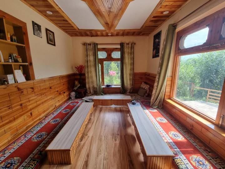 Walking Trails homestay Vacation rental in Himachal Pradesh