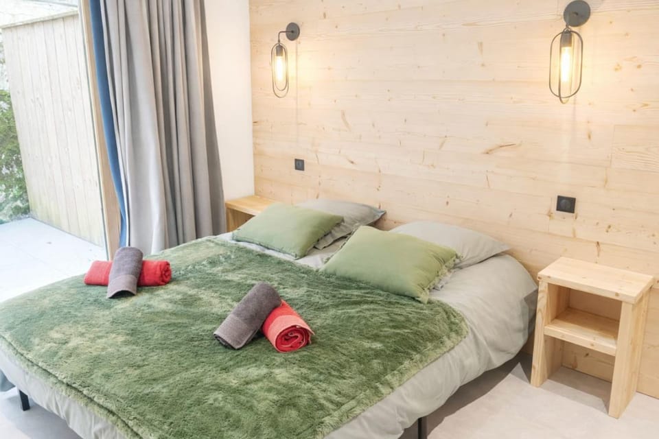 Renovated city center apartment with terrace Apartment in Aix-les-Bains