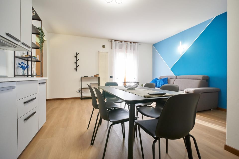 Kitchen or kitchenette, kitchen