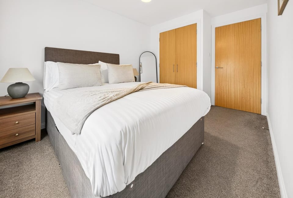 Bed, Bedroom, wardrobe