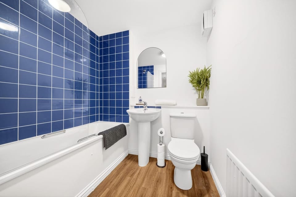 Bathroom, Bath