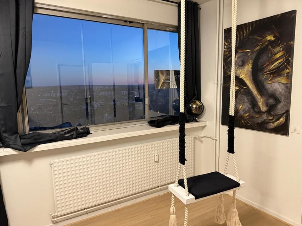 Altitude 24 Panorama and Spa Apartment in Mulhouse