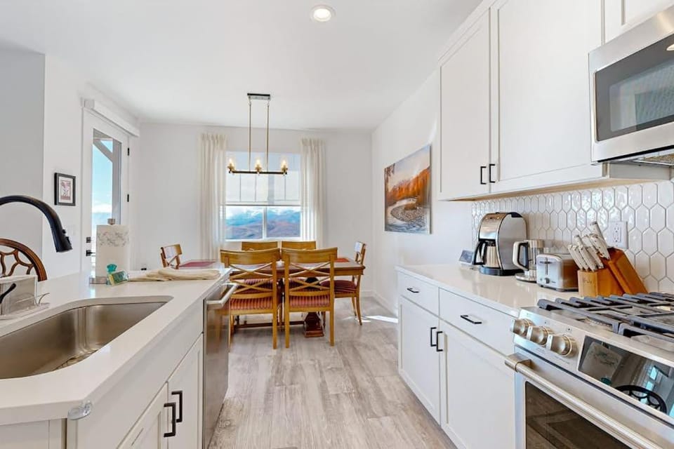 Stunning townhome with unobstructed views amenities for the health conscious House in Wasatch County