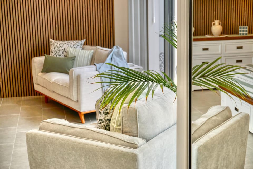 Luxury Suites Palm Cove Bed and Breakfast in Palm Cove
