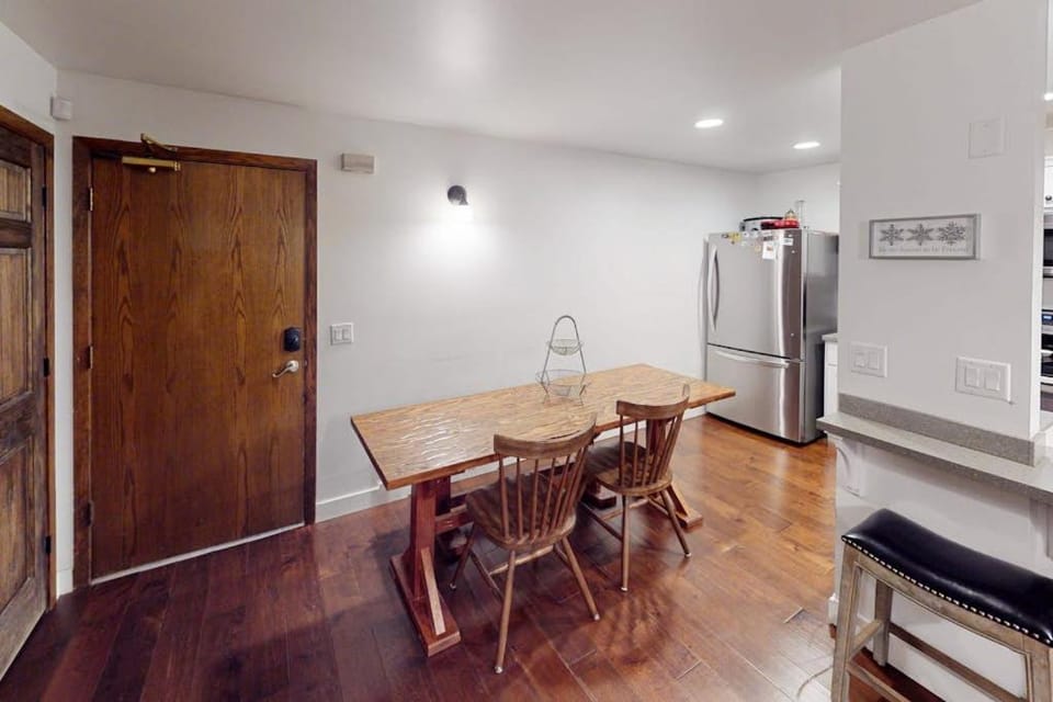 Dog-friendly Old Town Empire Condo near resort with ski storage House in Park City