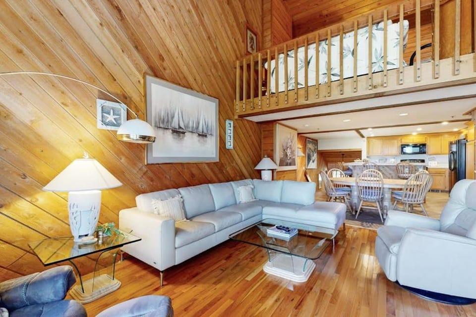 Deer Valley Resort Townhome with Hot Tub Pool & Tennis - Close to Ski Lifts House in Park City