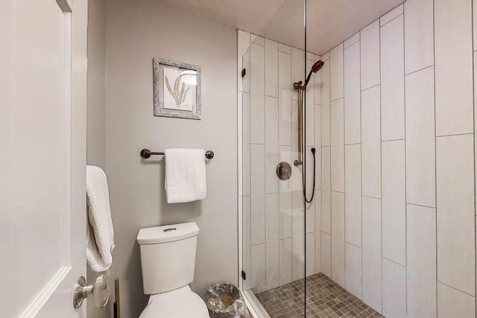 Walk to Deer Valley Open-Concept Townhome with Luxe All-Suite Layout House in Park City