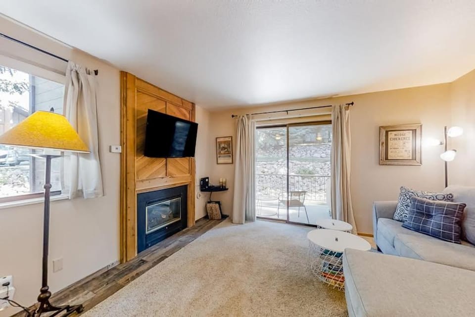 Alpine Gem - Pools Hot Tubs Tennis - Walk 5 Mins to Lift & 8 Mins to Dining House in Wasatch County