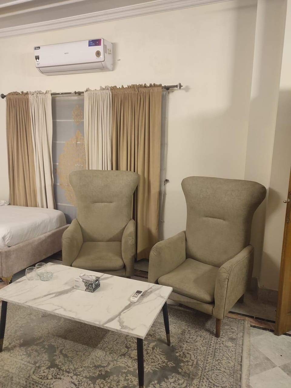 Seating area