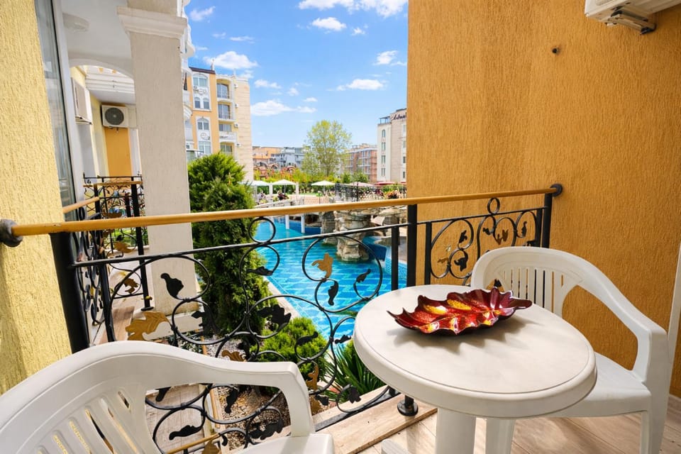 Balcony/Terrace, Balcony/Terrace, Dining area