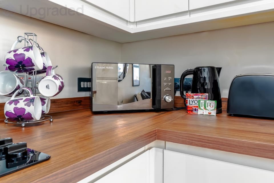 Central Apartment by Portland Square Apartment in Bristol