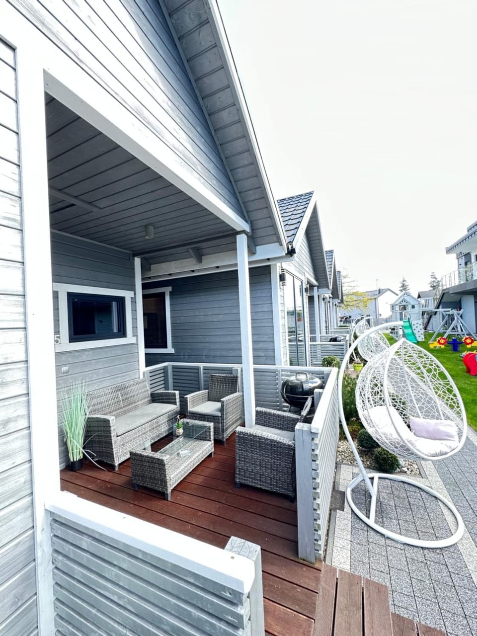 Property building, Balcony/Terrace