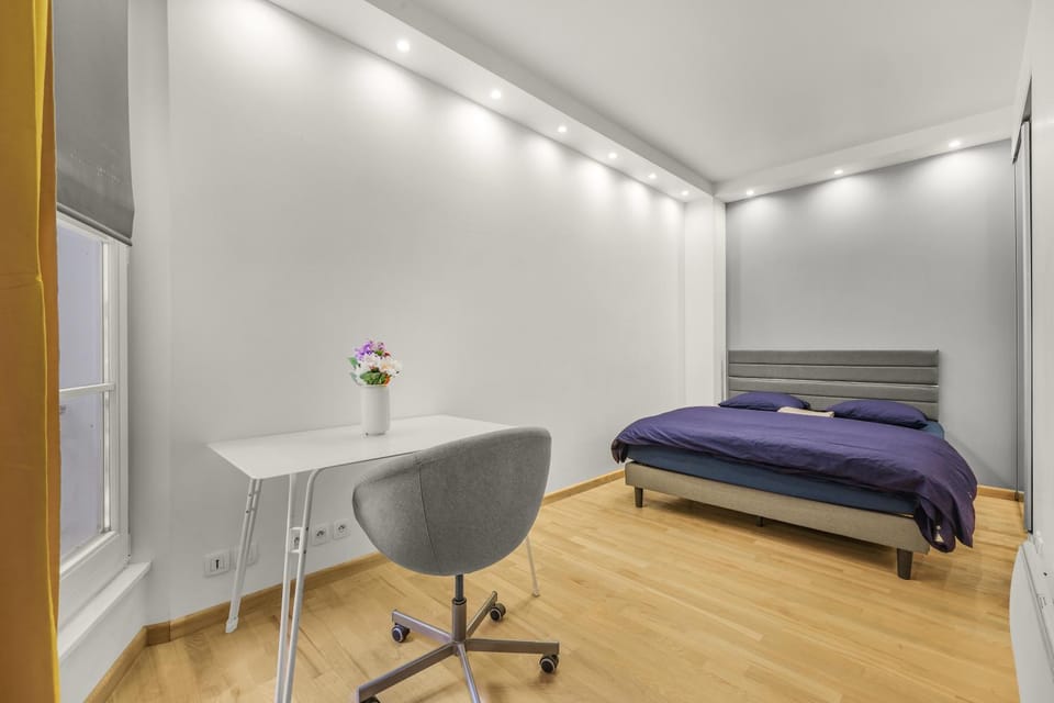 Bed, Bedroom