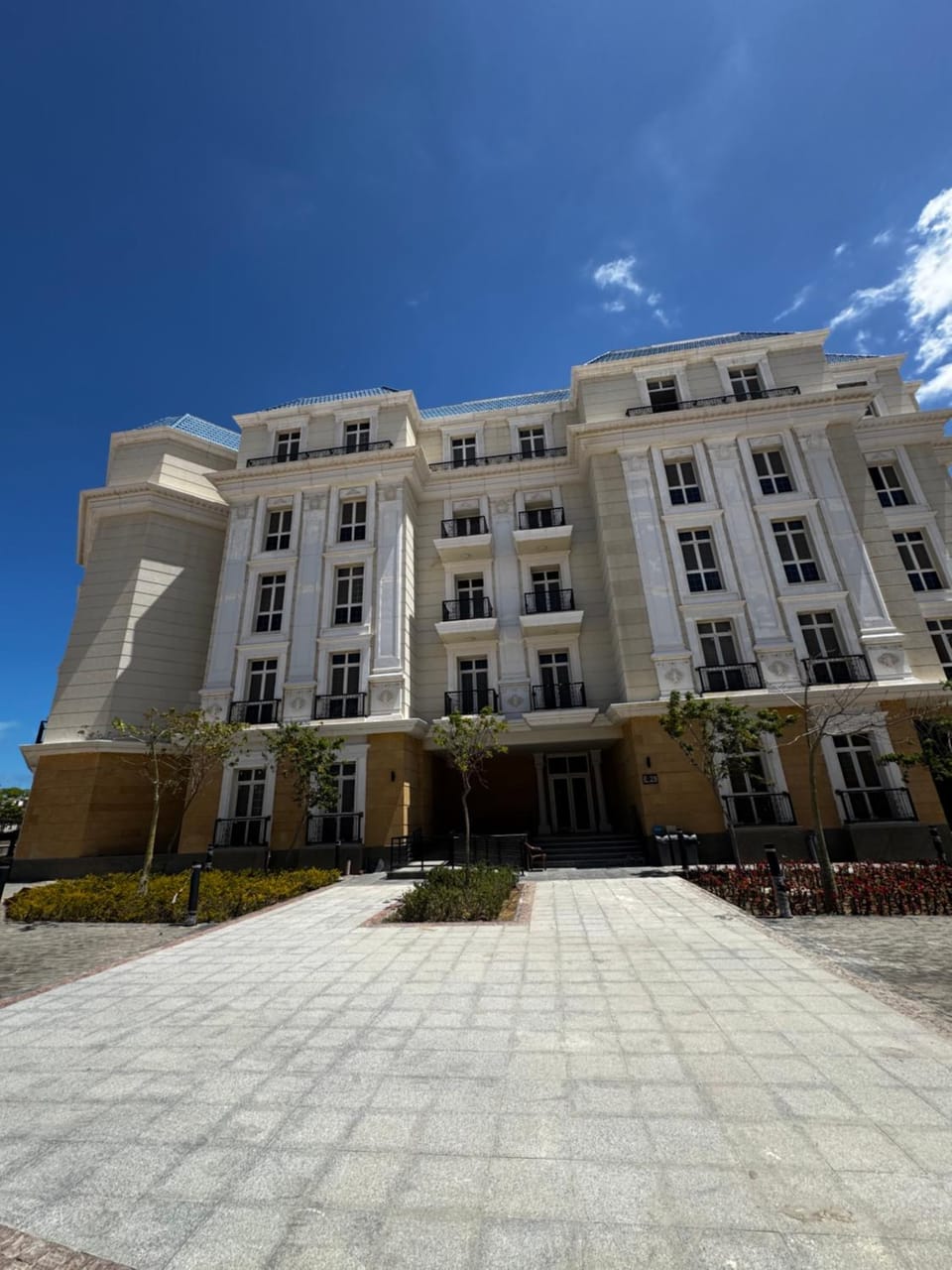 Property building, Day