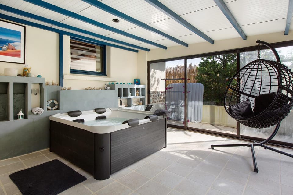 Gîte Ressources - Jacuzzi House in Normandy