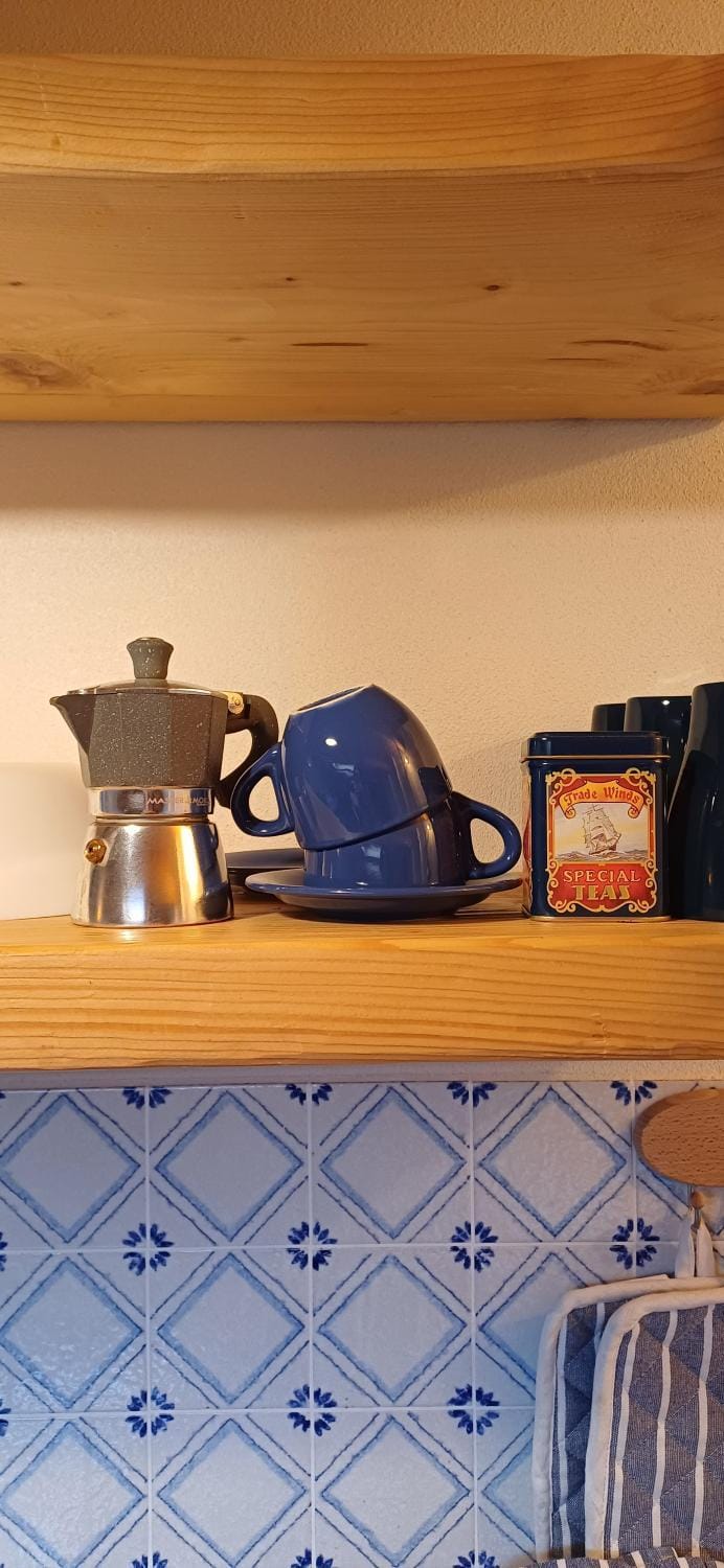 Coffee/tea facilities, Kitchen or kitchenette