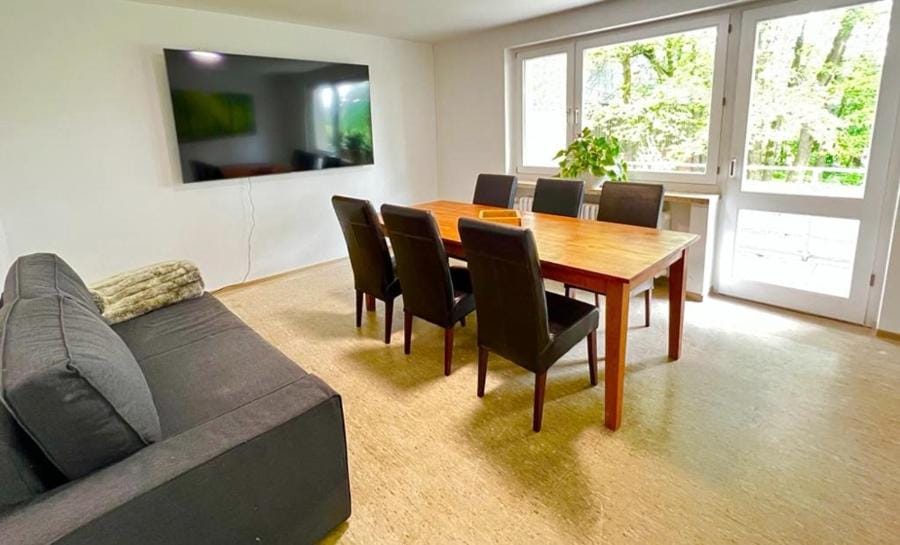 TV and multimedia, Living room, Seating area