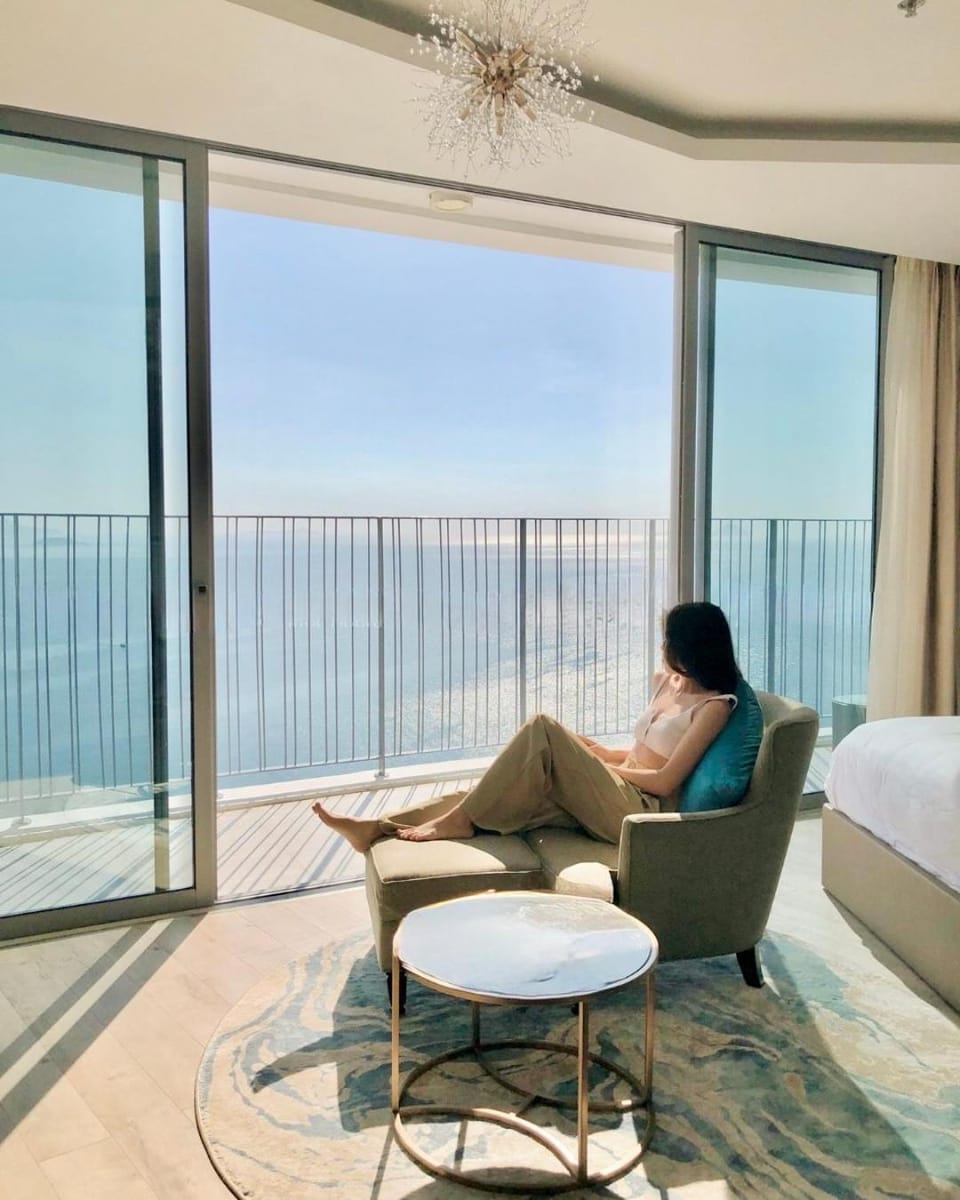 People, Natural landscape, View (from property/room), Balcony/Terrace, Guests, Sea view