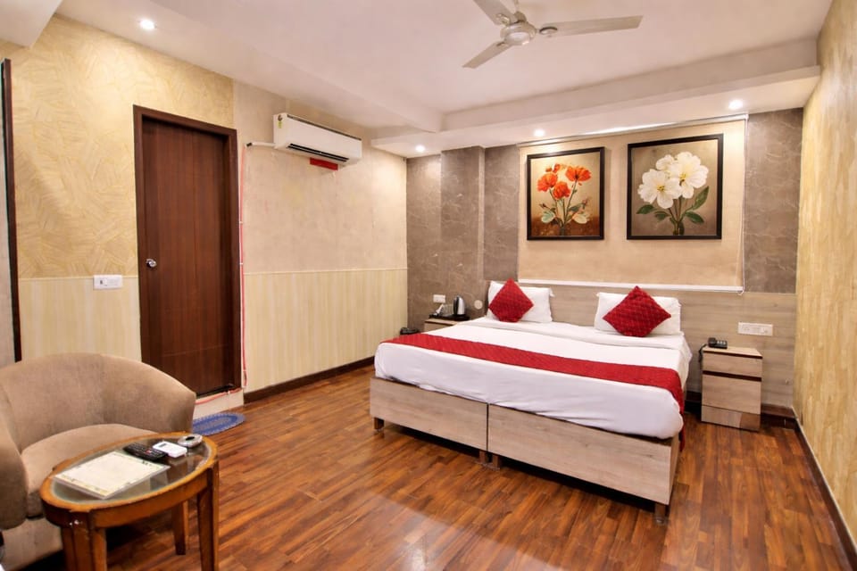 Bed, TV and multimedia, Photo of the whole room, Bedroom, air conditioner