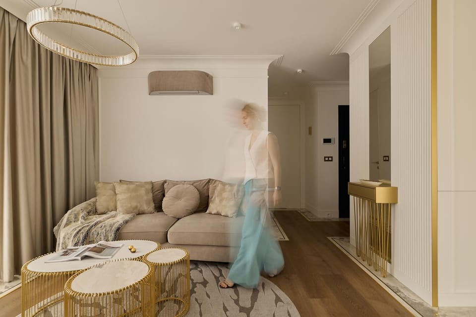 People, Living room, Seating area, group of guests