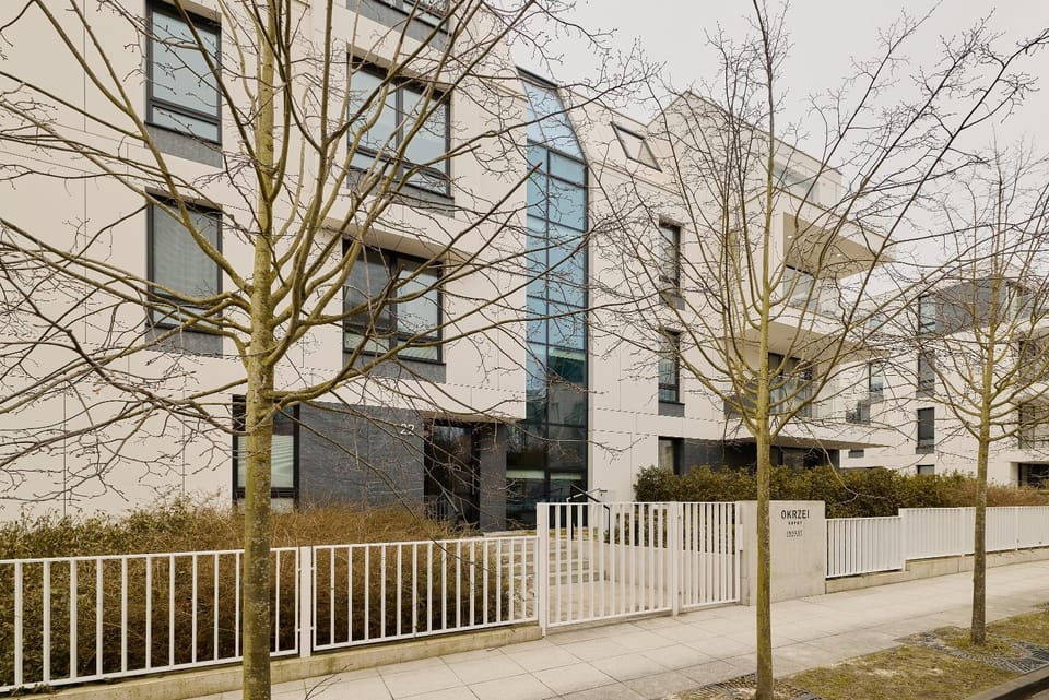 Property building, Day